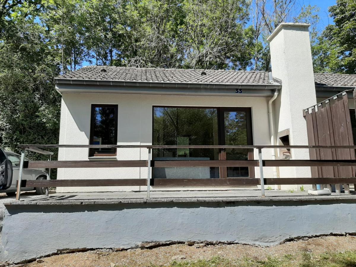 Mooie Bungalow In De Prachtige Natuur Hastiere-par-dela Exteriér fotografie